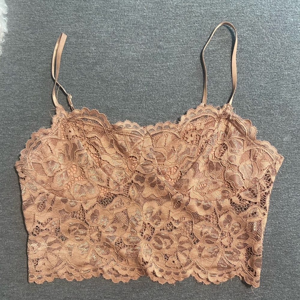 adjustable strap lace crop tank top